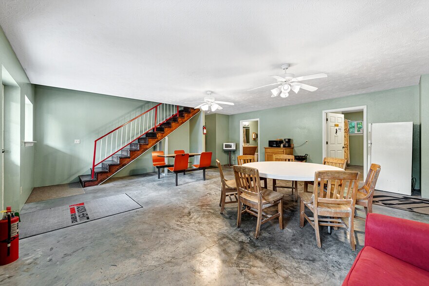 More Photos Of 11792 Highway 187, Eureka Springs Trailer Camper Park For Sale