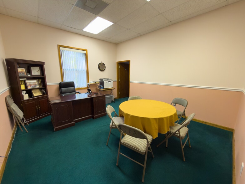 More Photos Of 5887 Highway 320, Carnesville Specialty For Sale