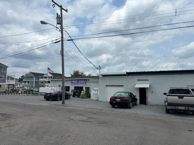 More Photos Of 101 Baltic Ave, Waretown Marina For Sale