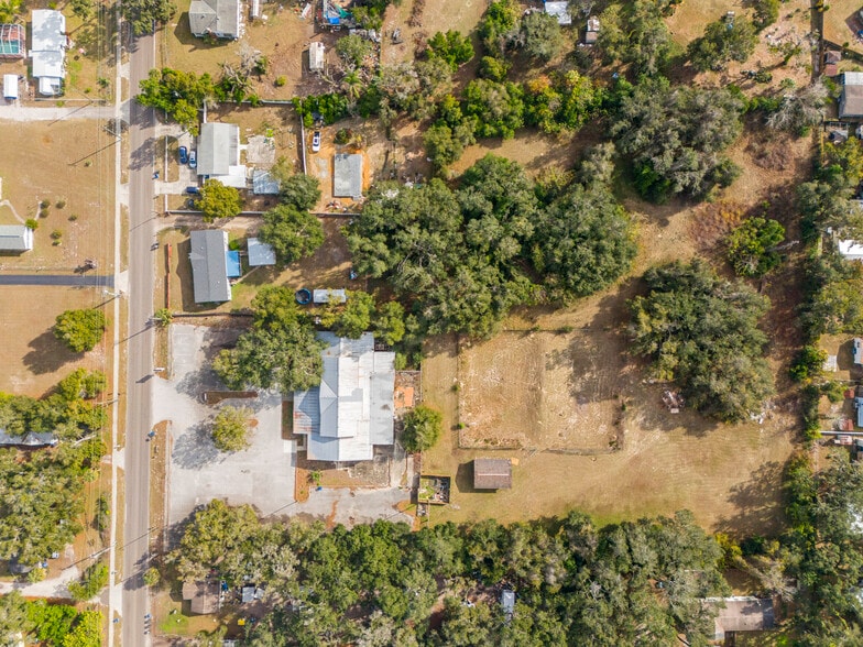 More Photos Of 10511 Main St, Thonotosassa Religious Facility For Sale