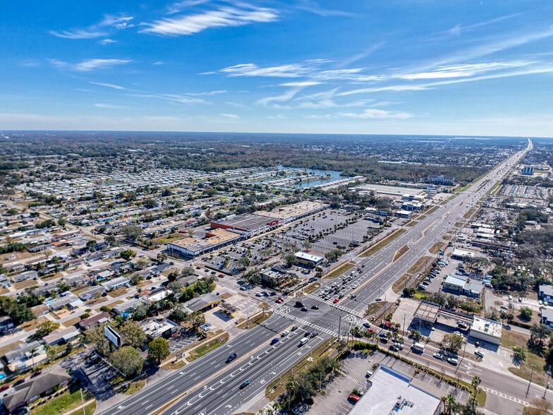 More Photos Of 3312-3440 U.S. Hwy 19, Holiday Unknown For Lease