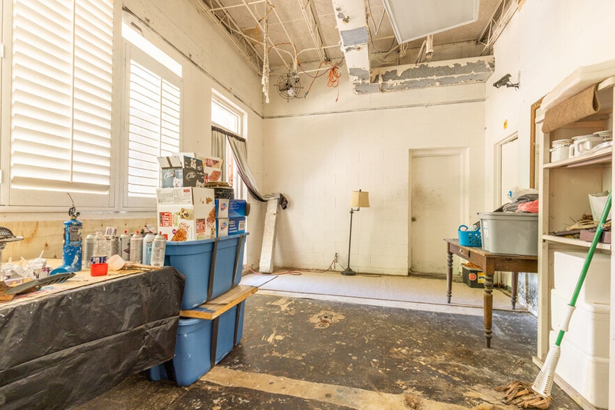 More Photos Of 8871 Griffith Rd, Nashville Warehouse For Sale