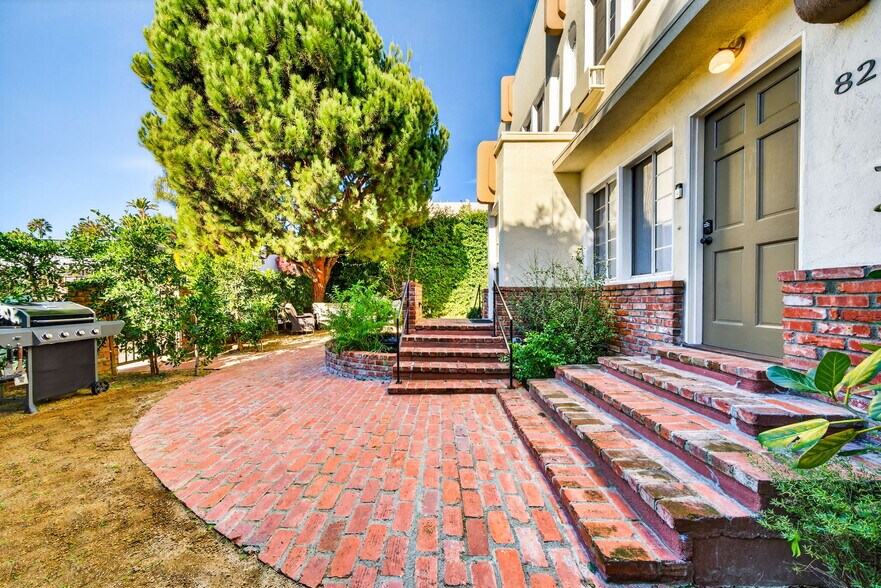 More Photos Of 822 Hayworth Ave, Los Angeles Apartments For Sale