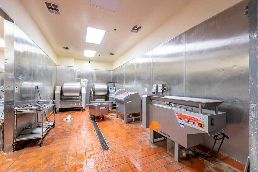 More Photos Of 429 S Palm Ave, Alhambra Food Processing For Sale