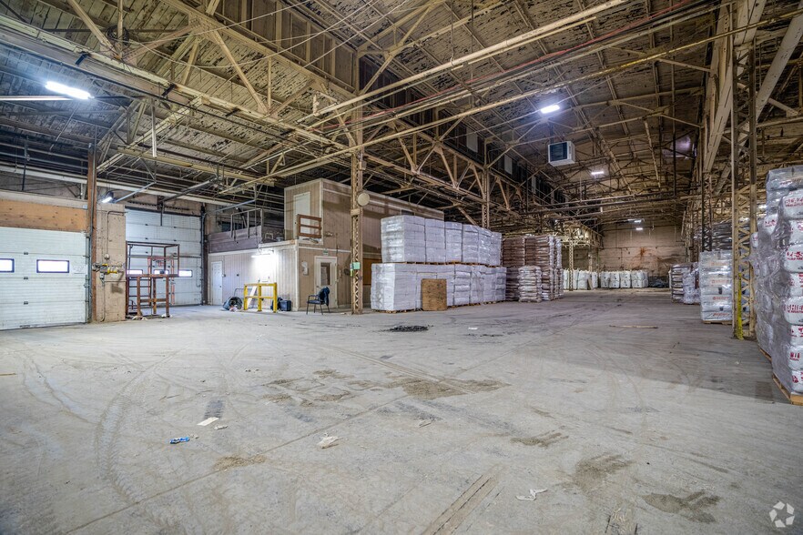 More Photos Of 10 Furnace St, Stanhope Manufacturing For Lease
