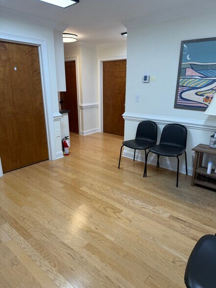 More Photos Of 4371 Charlotte Hwy, Clover Office For Sale