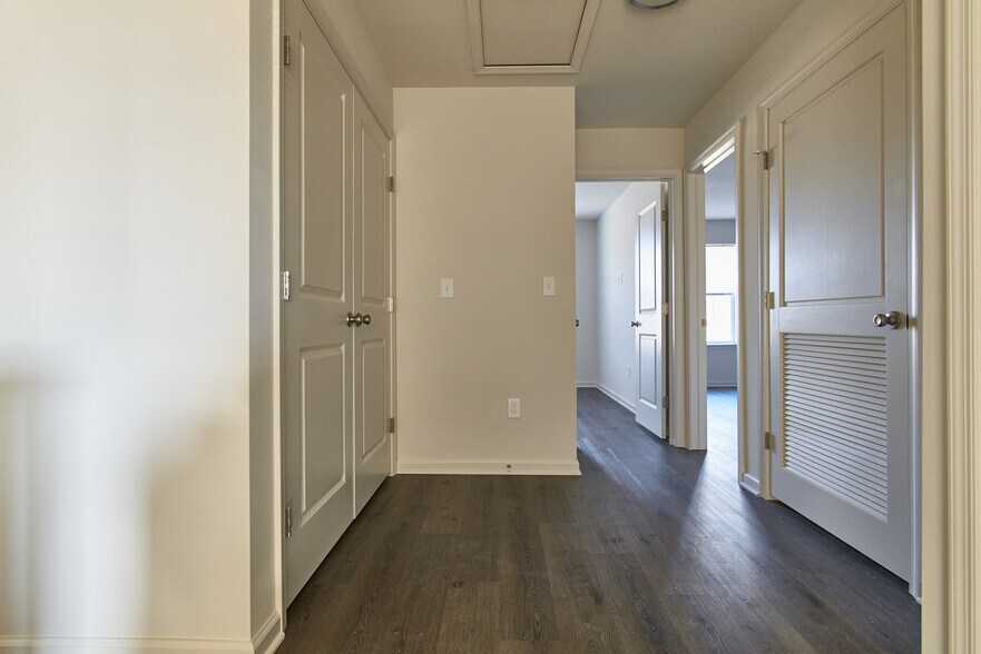 More Photos Of 6645 Stein Way, Macungie Apartments For Sale