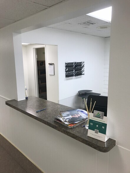 More Photos Of 178 S Victoria Ave, Ventura Medical For Lease