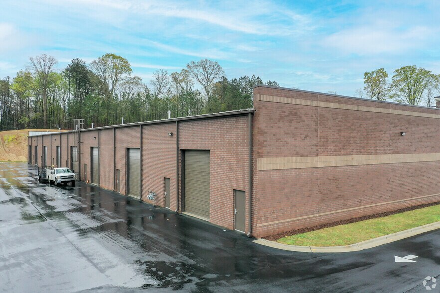 More Photos Of 1367 Buford Business Blvd, Buford Warehouse For Sale