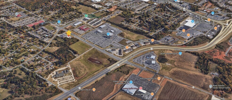 More Photos Of 2680 Trenton Rd, Clarksville General Retail For Lease