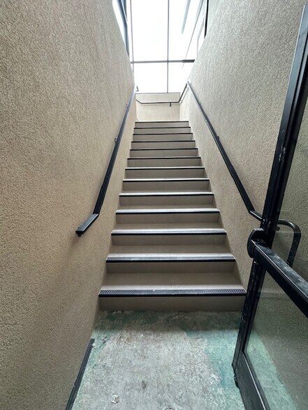 More Photos Of 502 S State St, Orem Freestanding For Lease