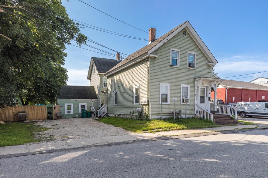 More Photos Of 17 Winter St, Rochester Apartments For Sale
