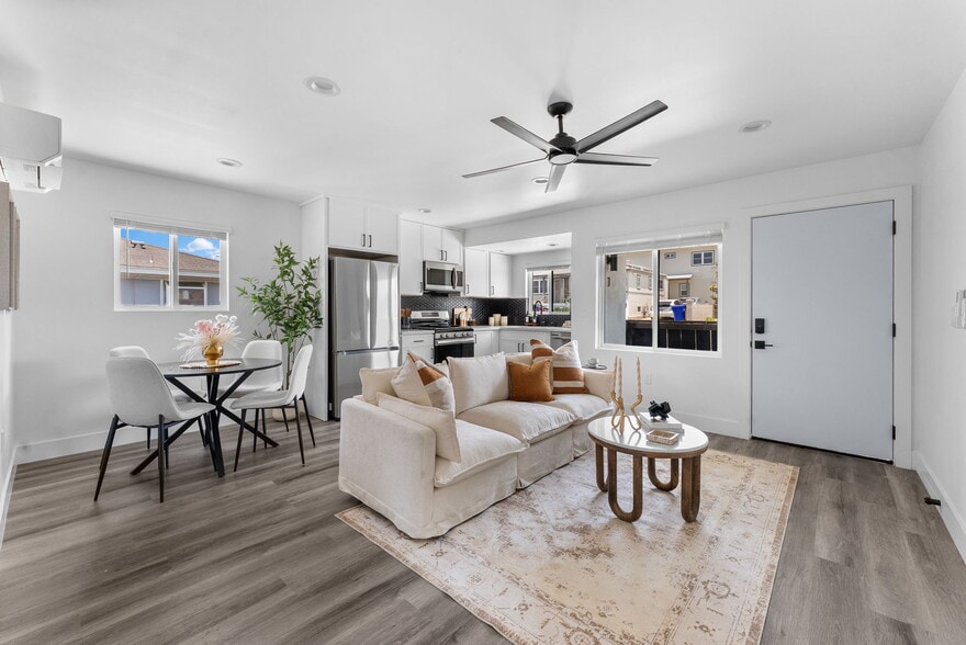 More Photos Of 2722 Nye St, San Diego Apartments For Sale