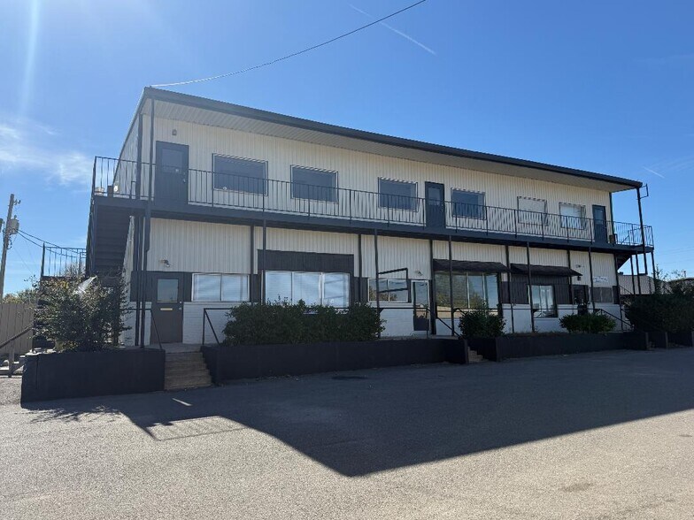 More Photos Of 1315 24th Ave SW, Norman Office For Lease