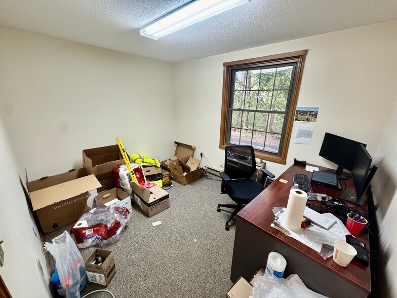 More Photos Of 24 West Rd, Ellington Apartments For Sale