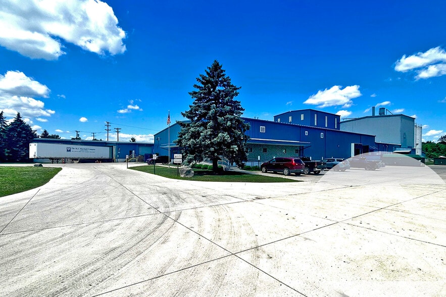 Primary Photo Of 21220 Huron River Dr, Rockwood Warehouse For Sale