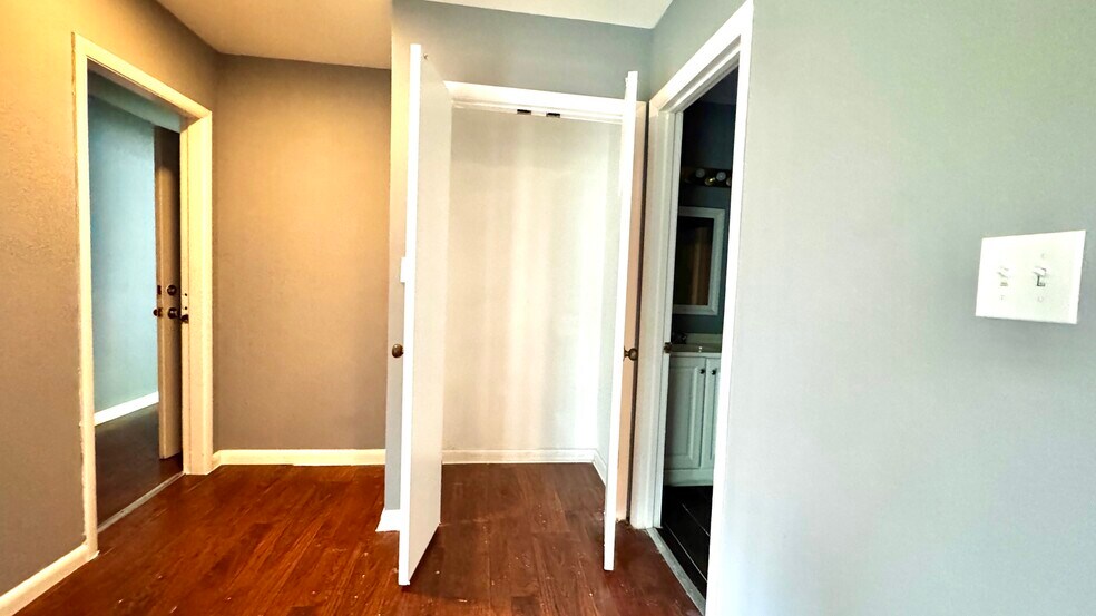 More Photos Of 6270 Aquarius Dr, Alpine Apartments For Sale
