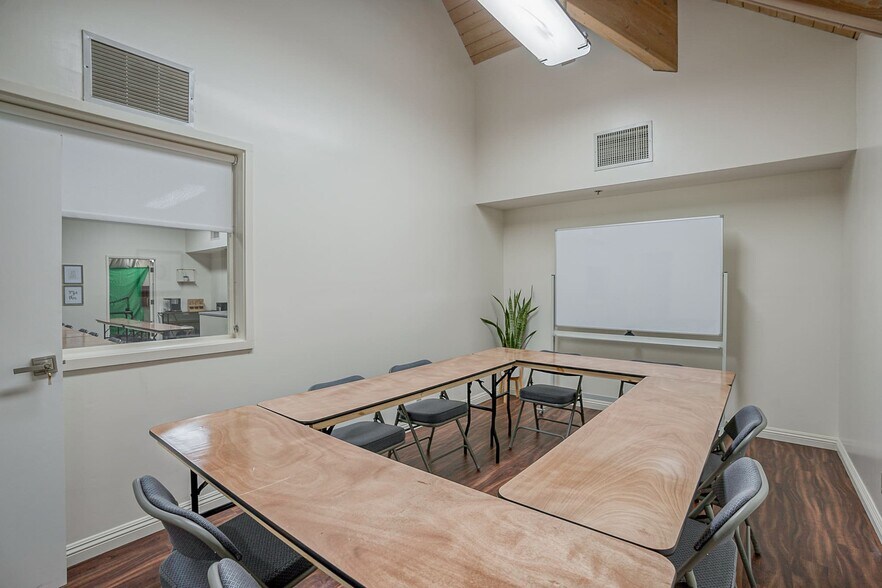 More Photos Of 25433 Narbonne Ave, Lomita Coworking Space