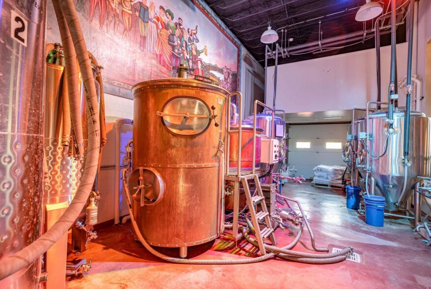 More Photos Of 623 Broadway St, Baraboo Specialty For Sale