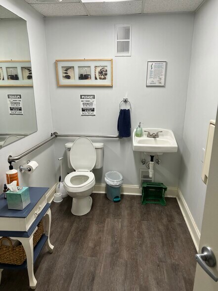 More Photos Of 3652 Chamblee Dunwoody Rd, Chamblee Medical For Lease