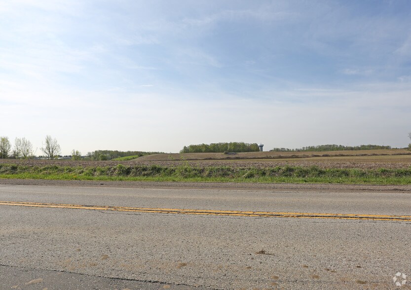 More Photos Of 200 Intermarket Rd, Cambridge Warehouse For Lease