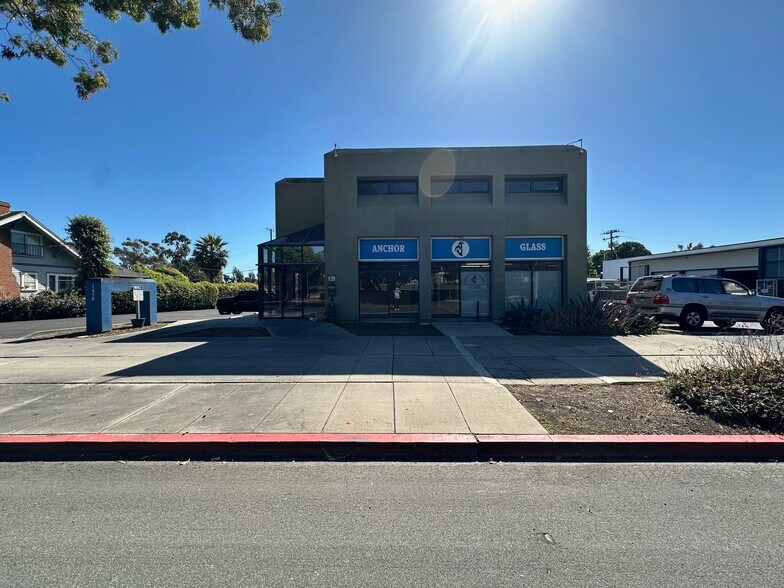Primary Photo Of 1450 E Thompson Blvd, Ventura Freestanding For Lease