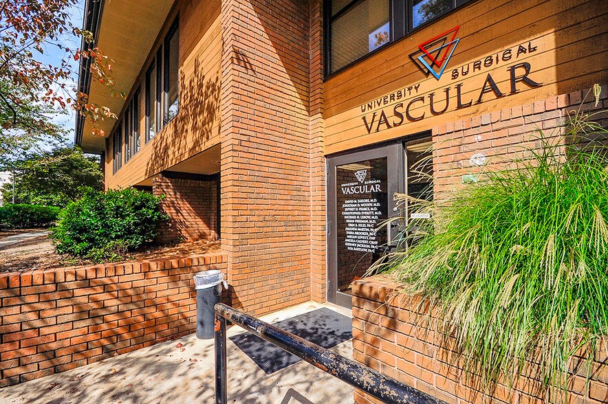 More Photos Of 195 King Ave, Athens Medical For Lease