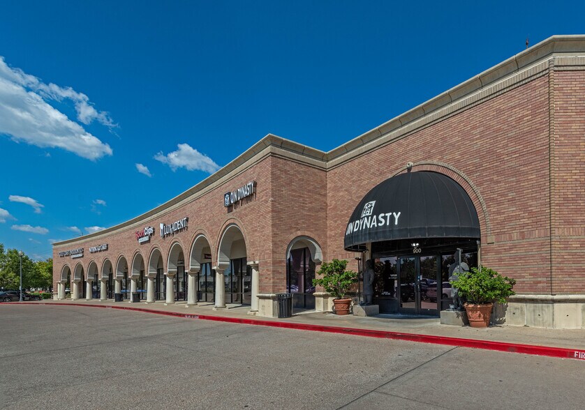 More Photos Of 5115 Buffalo Speedway, Houston Unknown For Lease