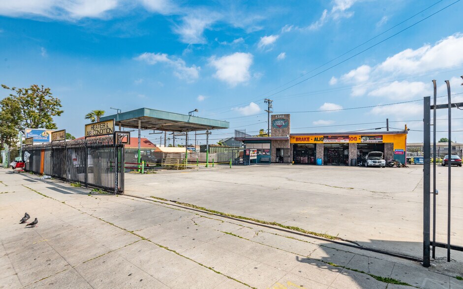 More Photos Of 1338-1348 W Manchester Ave, Los Angeles Land For Sale