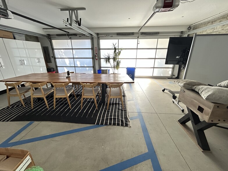 More Photos Of 1214 Abbot Kinney Blvd, Venice Loft Creative Space For Lease