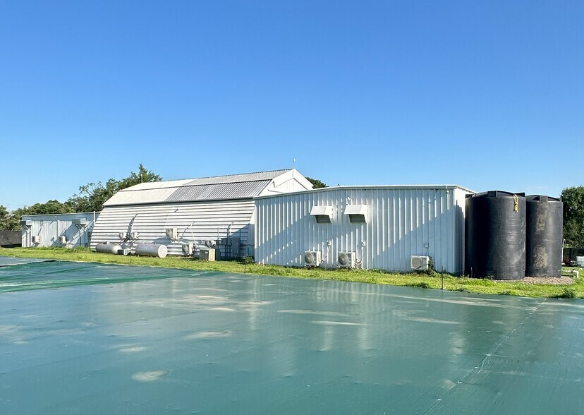 More Photos Of 947 N Buffington Rd, Sallisaw Warehouse For Sale