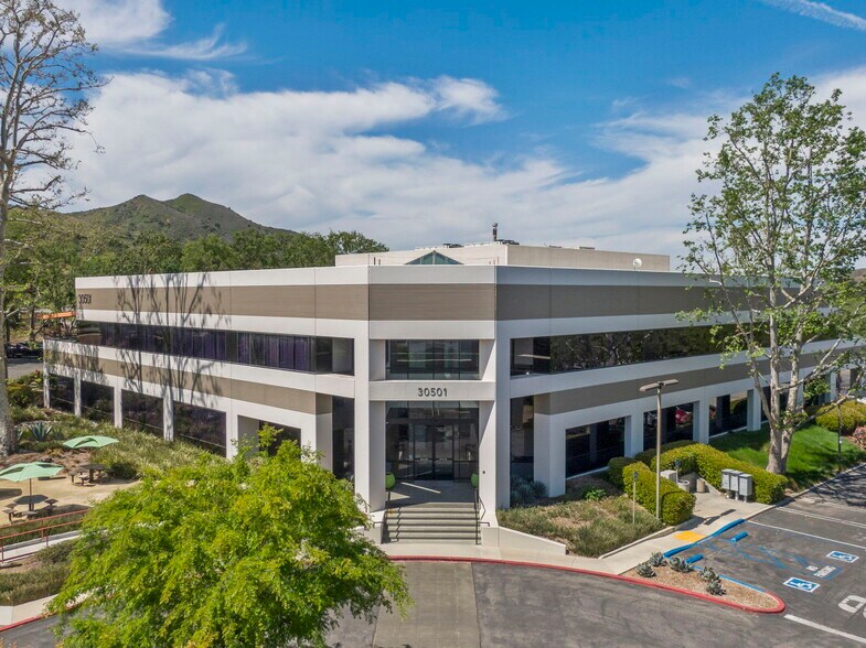 More Photos Of 30501 Agoura Rd, Agoura Hills Office For Lease