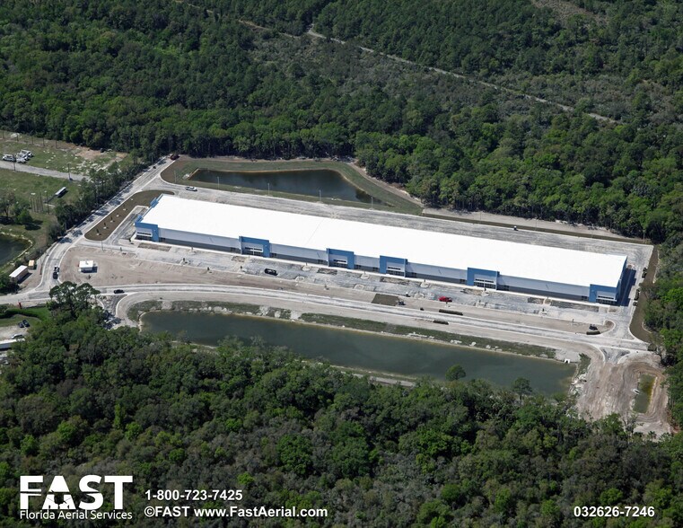 More Photos Of 302 Parktowne Blvd, Edgewater Unknown For Lease