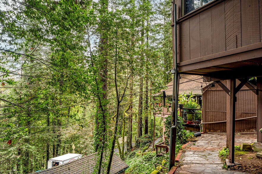 More Photos Of 17910 Old Monte Rio Rd, Guerneville Apartments For Sale