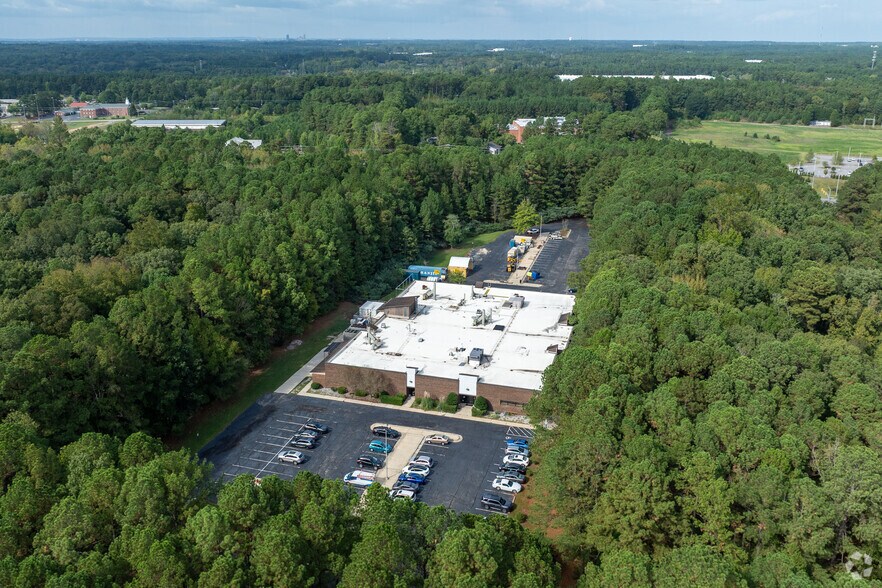More Photos Of 2 Triangle Dr, Research Triangle Park Flex For Lease