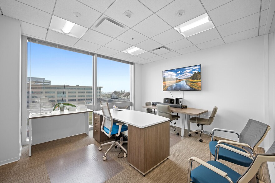 More Photos Of 301 N Lake Ave, Pasadena Office For Lease