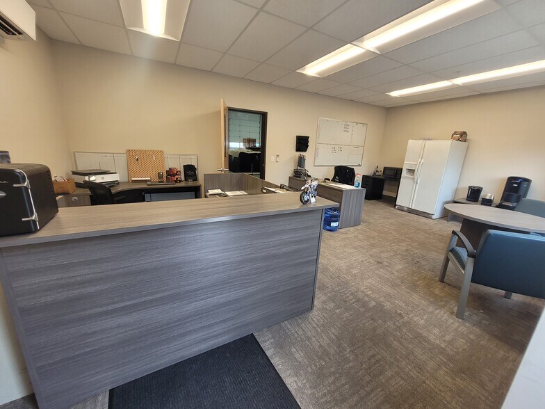 More Photos Of 5775 State St, Salem Industrial For Lease