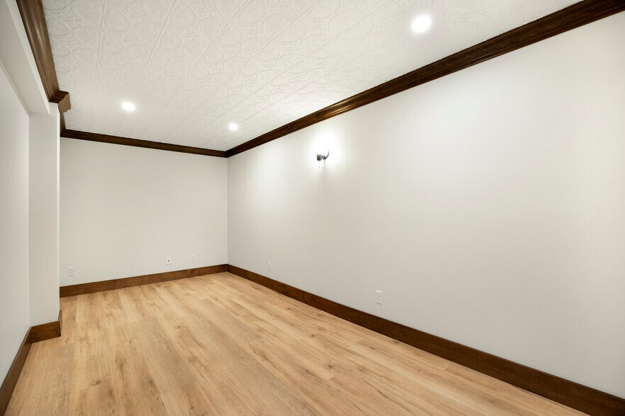 More Photos Of 5249 Chicago Ave, Minneapolis Office For Lease