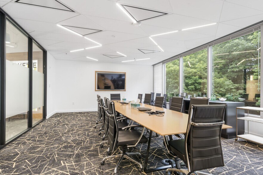 More Photos Of 4100 Wildwood Pky, Atlanta Unknown For Lease