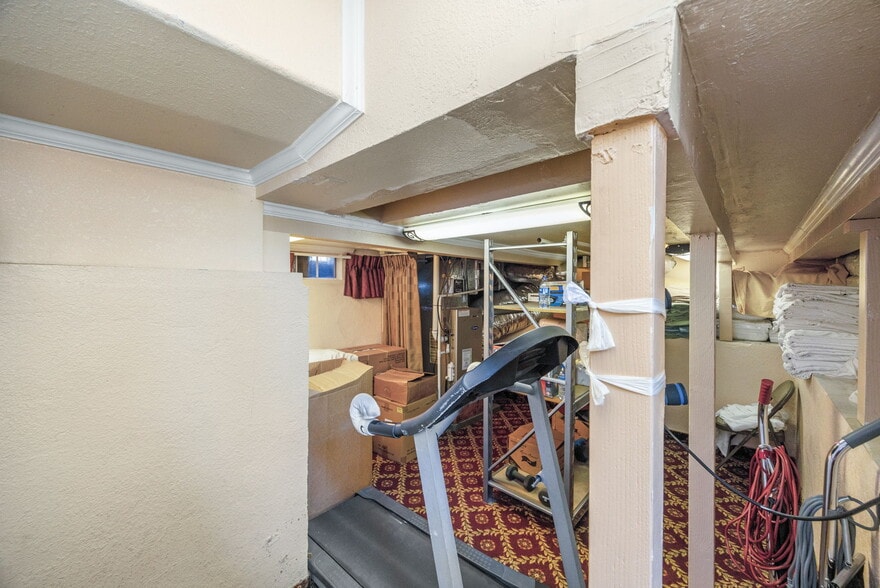 More Photos Of 451 E Vernon Ave, Los Angeles Hotel For Sale