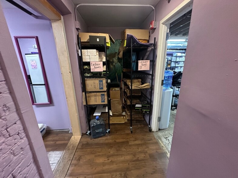 More Photos Of 727 E Main St, Rochester Restaurant For Lease