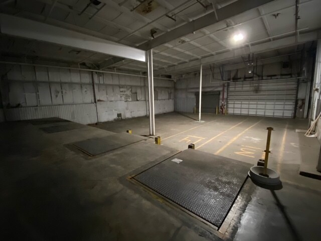 More Photos Of 901 Fisher Rd, Longview Industrial For Sale