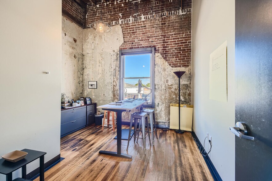 More Photos Of 238 N Broadway, Denver Storefront Retail Office For Lease