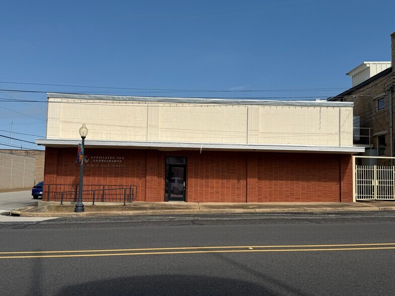 Primary Photo Of 110 N Main St, Henderson Office For Sale