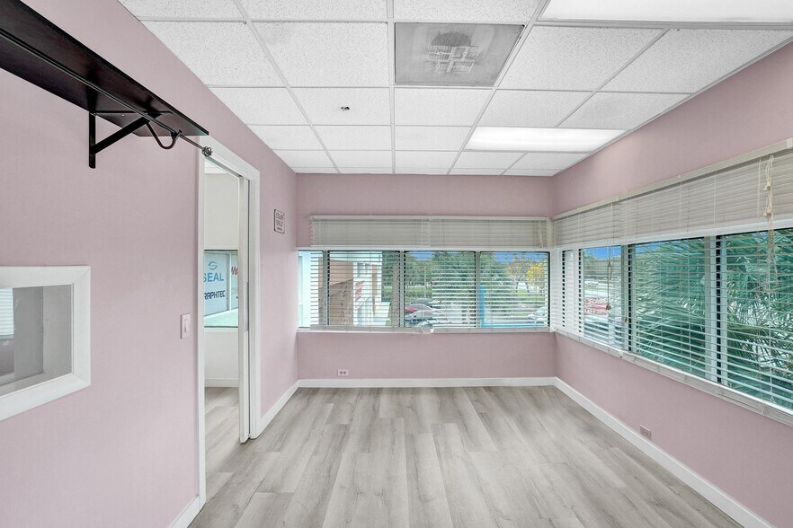 More Photos Of 2400 W Copans Rd, Pompano Beach Showroom For Lease