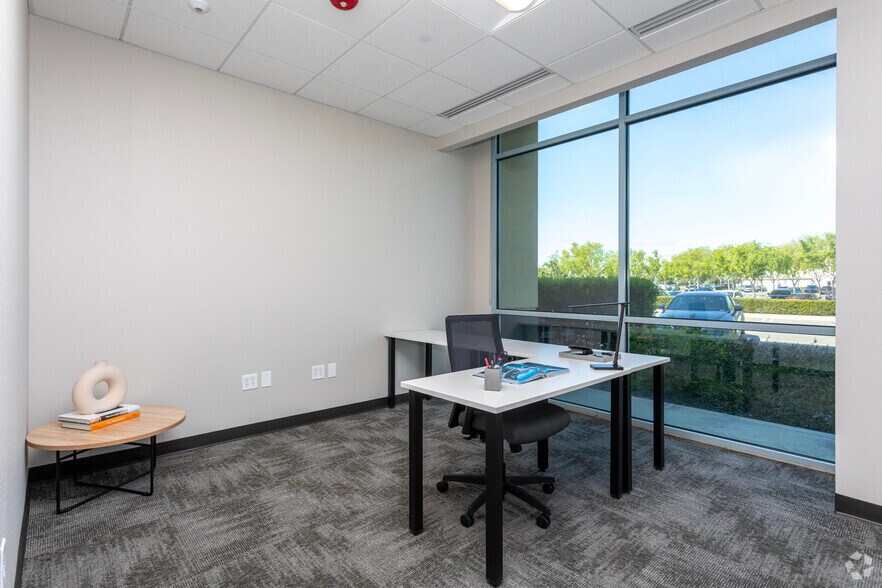 Photo of 1st Floor Ste Office for 3