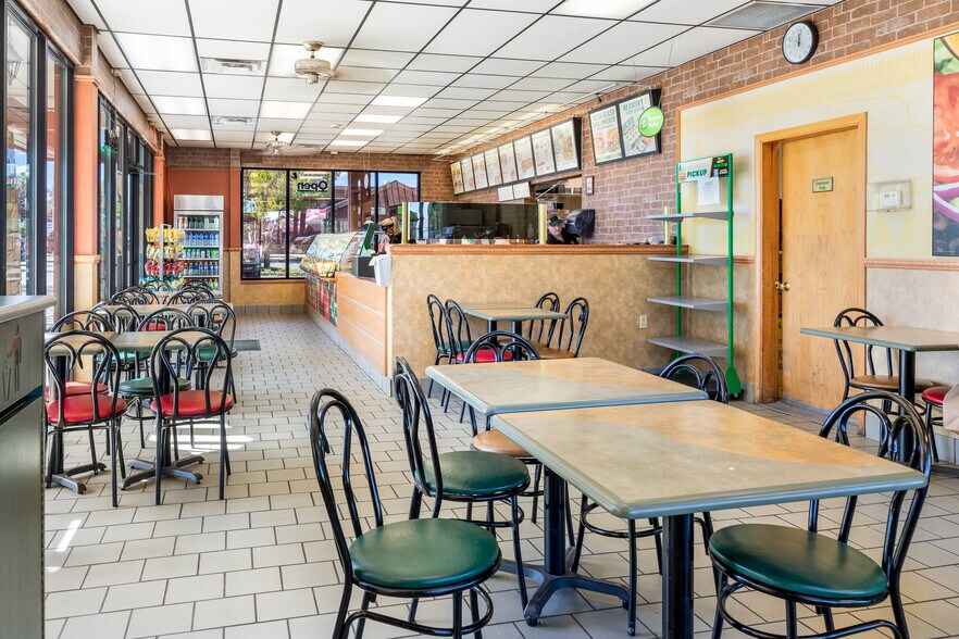 More Photos Of 140 Country Center Dr, Pagosa Springs Storefront For Sale