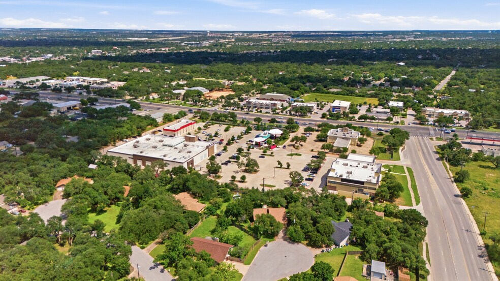 More Photos Of 610 Brashear Ln, Cedar Park General Retail For Lease
