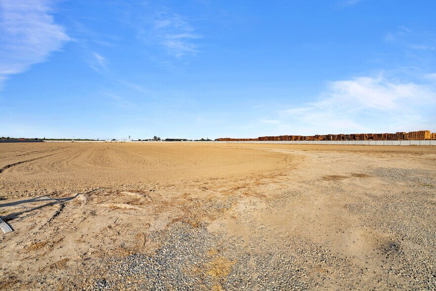 More Photos Of 3641 S Cherry Ave, Fresno Land For Sale