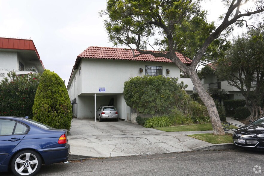 Primary Photo Of 3338 Mentone Ave, Los Angeles Apartments For Sale